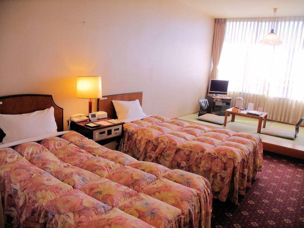 Dogo Hotel Mielparque Matsuyama Matsuyama  Exterior photo